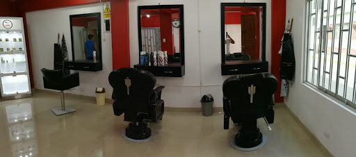 B&M Barbershop