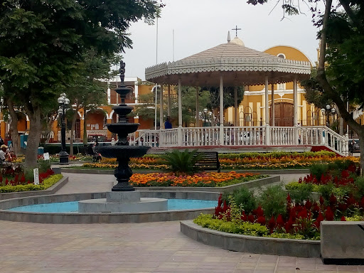 Plaza de Armas - Cercado de Pachacamac