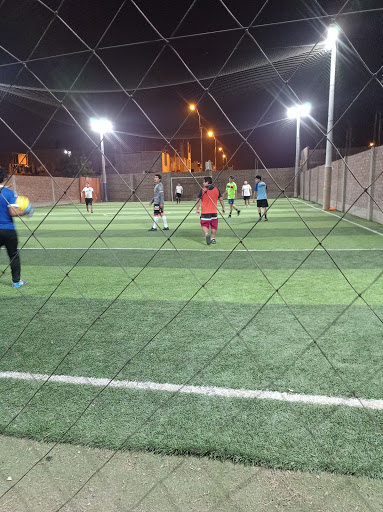 Campo de Futbol Los Abuelos Lurin