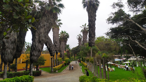 Casa Hacienda de Mamacona (Monumento Histórico) dentro del Fundo Mamacona