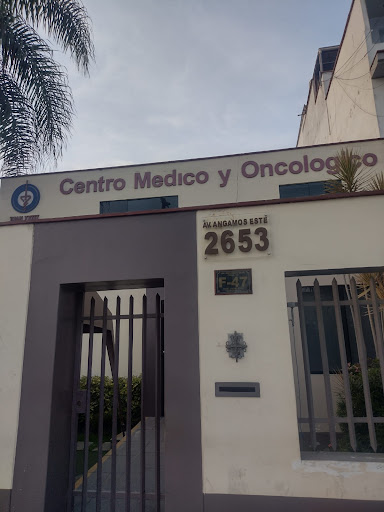 Urólogo Oncólogo INEN, Dr.Marrufo Subespecialista en Urología Oncológica.