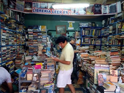 Feria De Libros y Revistas QUILCA